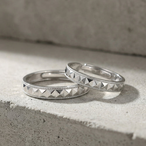 925 Ayar Gümüş Zarif S925 Ayar Gümüş Piramit Taşlı Ayarlanabilir Çift Yüzük Seti
